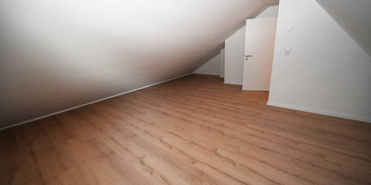 Doppelhaushälfte Villingen-Schwenningen Schwenningen - 4 Zimmer, 113 m&sup2;, 460.000&euro; | Angebot:26026489