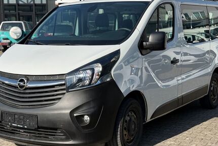 Opel Vivaro 109.000 km 14.990 &euro; Graben-Neudorf 76676
