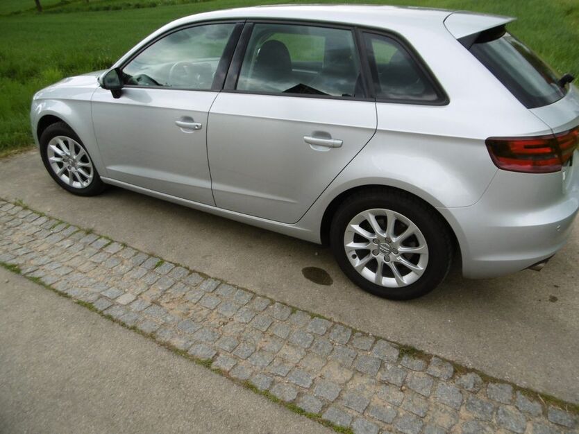 Audi A3 194.000 km 7.700 € Biberbach 86485
