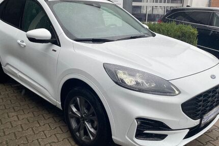 Ford Kuga 26.998 km 26.899 &euro; Leuna 06237