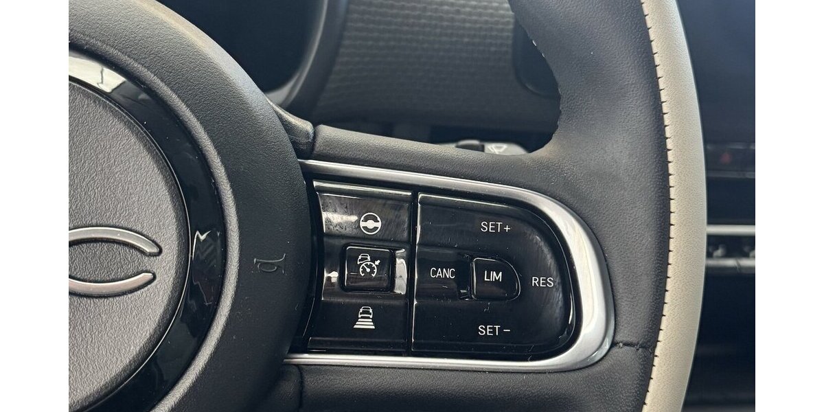 Fiat 500e La Prima by Bocelli 1.Hand Cabrio 42 kWh 25.600 km 24.490 &euro; Lich 35423