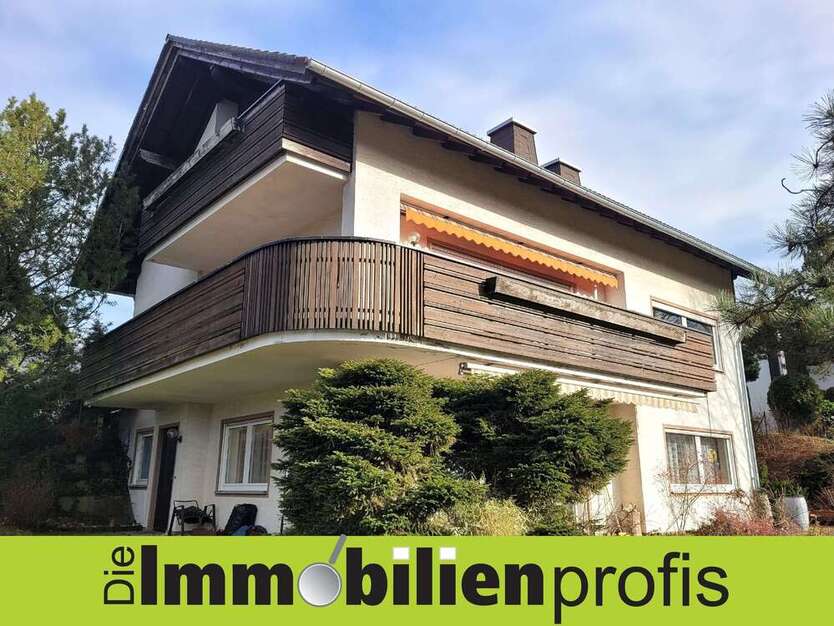 Haus zum Kaufen in Hof 275.000 € 240 m²