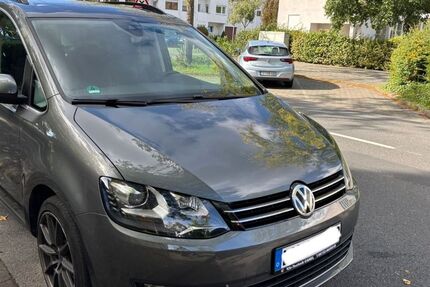 VW Sharan 229.000 km 15.500 € Offenbach 63067