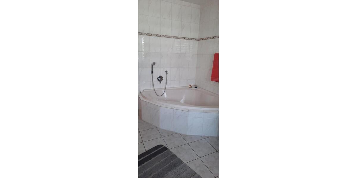 Bungalow Sögel - 4 Zimmer, 180 m&sup2;, 1.250&euro; | Angebot:26284227