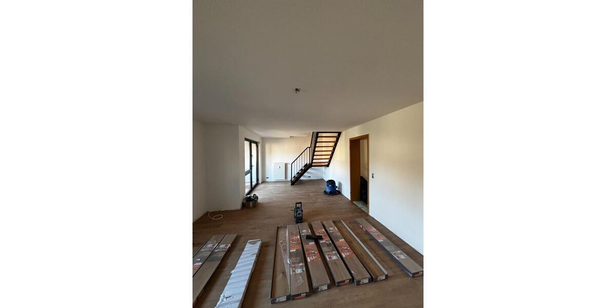 Etagenwohnung Bad Wünnenberg - 4 Zimmer, 110 m&sup2;, 1.100&euro; | Angebot:25305993