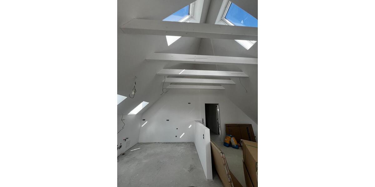 Moderne 3-Zimmer-Wohnung, Balkon + 2 Außenstellplätze 3 zimmer