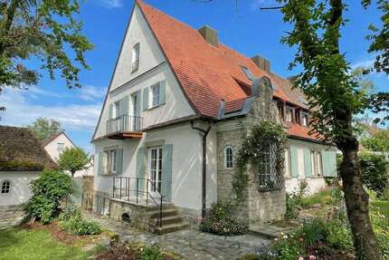 Haus Schwäbisch Hall - 8 Zimmer, 181 m&sup2;, 2.300&euro; | Angebot:25566617