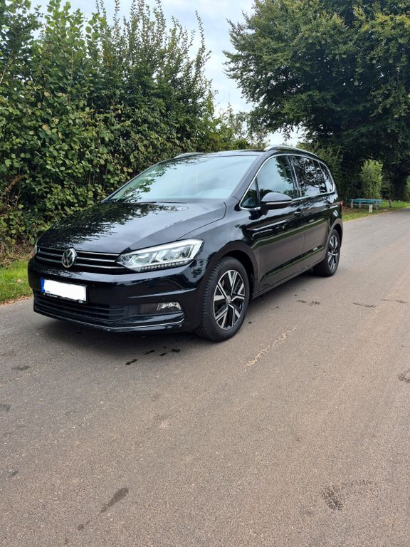 VW Touran 70.500 km 25.500 € Hohenlockstedt 25551