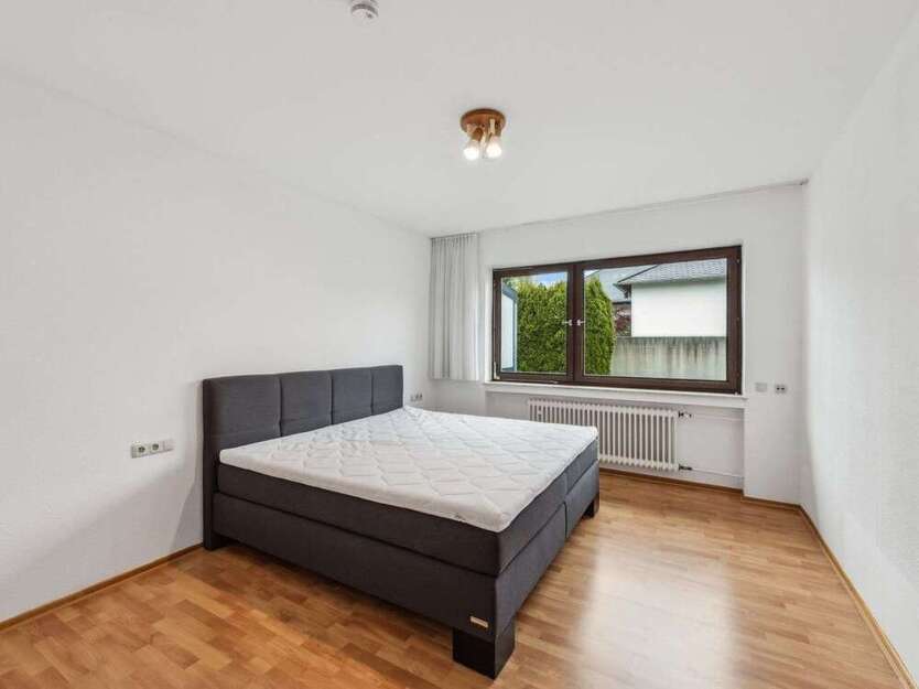 Haus zum Kaufen in Bitburg 389.000 € 246 m²