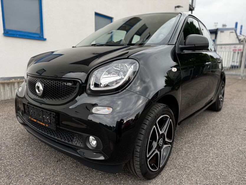 Smart ForFour 43.897 km 12.900 € Böblingen 71032