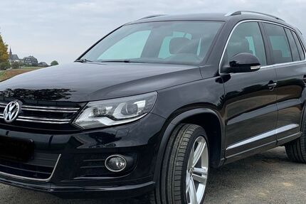 VW Tiguan 278.000 km 11.950 € Bad Camberg 65520