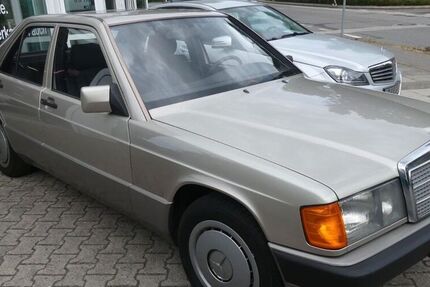 Mercedes 190
