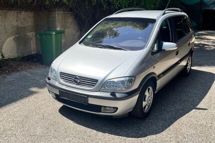 Opel Zafira 124.850 km 2.000 &euro; Fürth 90763