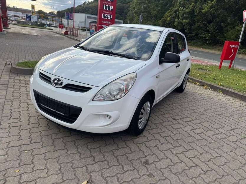 Hyundai i20 190.000 km 1.490 € Dresden 01187