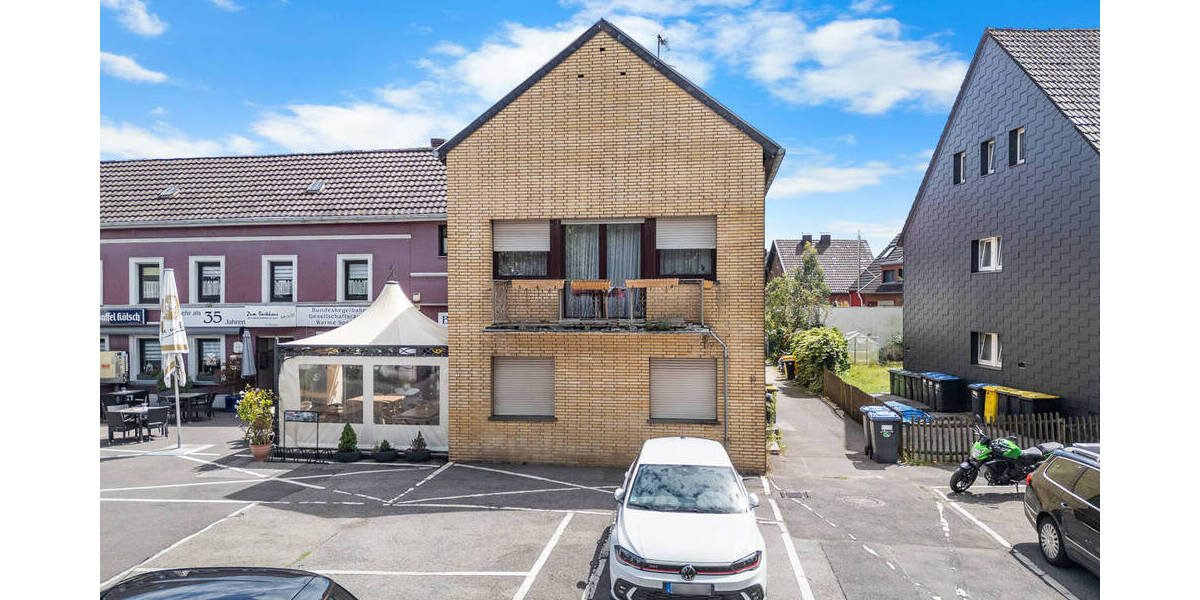 Herzogenrath - Zweifamilienhaus vielseitig nutzbar - Zweifamilienhaus Herzogenrath | Angebot:22985184