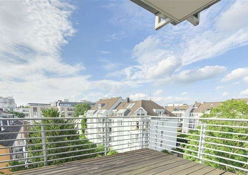 Wohnung zum Kaufen in Düsseldorf 379.900 € 80.79 m² 3 zimmer