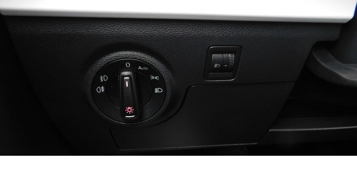 Seat Ibiza 1.0 Reference MPI BMT 4Trg Klima 42.200 km 12.390 &euro; Vordorf 38533