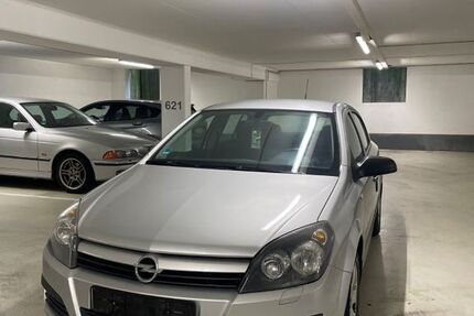 Opel Astra 192.000 km 999 € München 80995