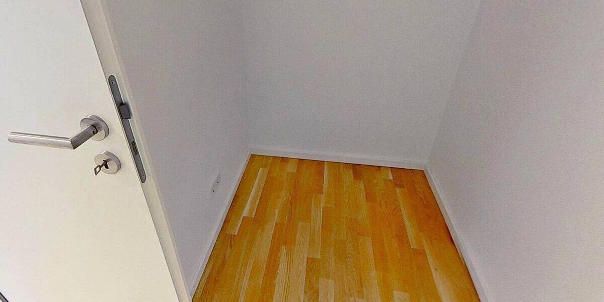 Etagenwohnung Berlin Neukölln - 2 Zimmer, 62 m&sup2;, 1.375&euro; | Angebot:26867060