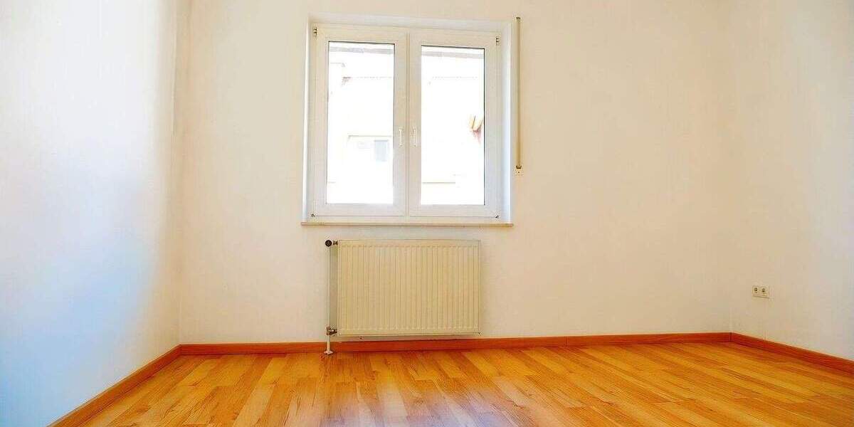 Etagenwohnung Gütersloh Innenstadt - 3 Zimmer, 72 m&sup2;, 225.000&euro; | Angebot:24709119