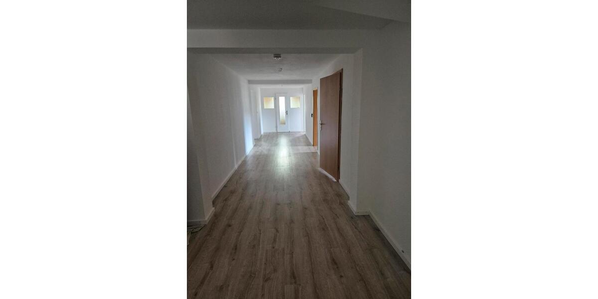 Etagenwohnung Bad Salzdetfurth - 3 Zimmer, 114 m&sup2;, 800&euro; | Angebot:25505761