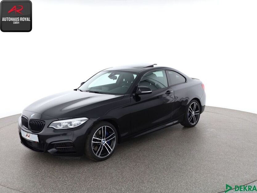 M240i