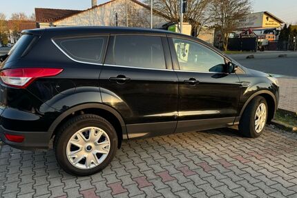 Ford Kuga 158.000 km 7.300 &euro; Burgkunstadt 96224