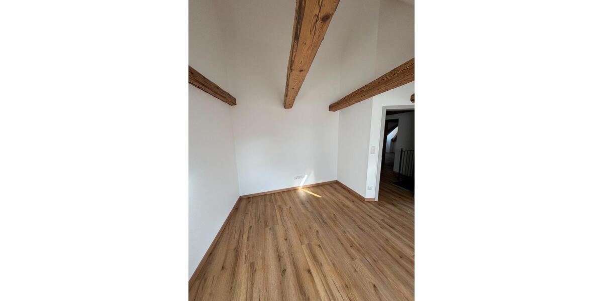 Maisonettenwohnung Windischeschenbach - 3 Zimmer, 99 m&sup2;, 990&euro; | Angebot:26300294