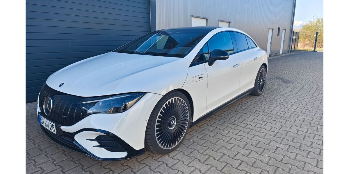 Mercedes-Benz EQE 11.500 km 72.000 &euro; Syke 28857