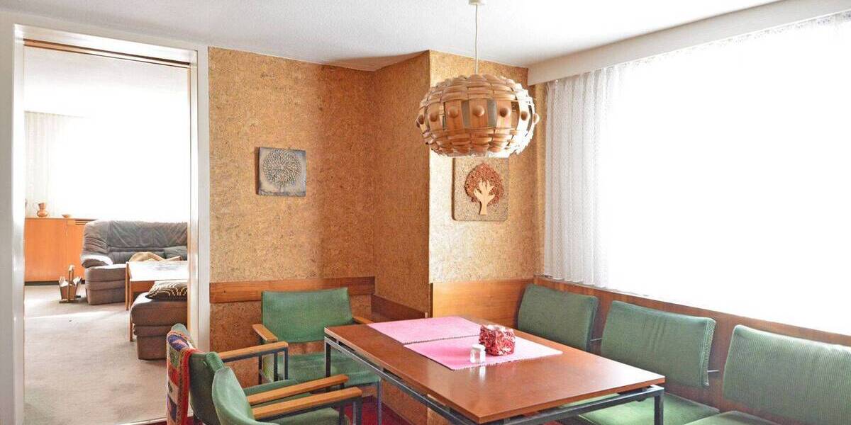Mehrfamilienhaus, Wohnhaus Wolfhagen - 9 Zimmer, 258 m&sup2;, 180.000&euro; | Angebot:26763338