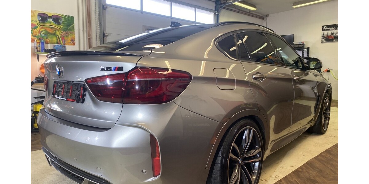 BMW X6M 119.651 km 46.990 &euro; Berlin 10178