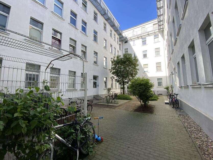 Wohnung zum Mieten in Magdeburg 300 € 40 m²