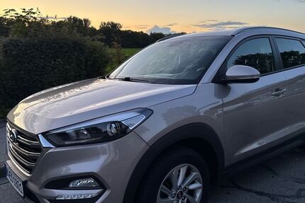 Hyundai TUCSON 137.000 km 13.200 € München 80997