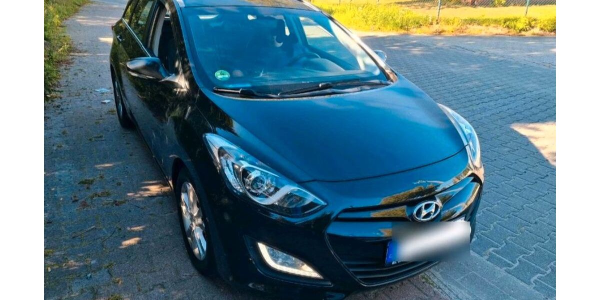 Hyundai i30 146.500 km 6.699 &euro; Wilhelmshaven 26389