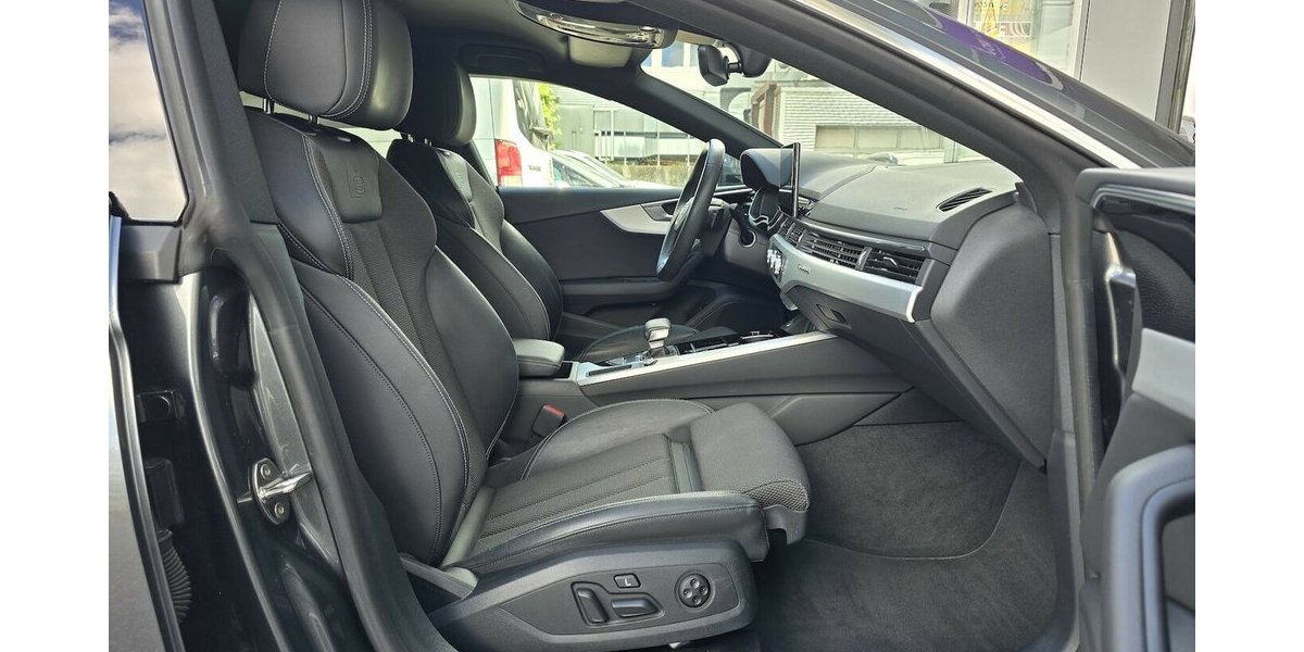 Audi A5 40 TFSI QUATTRO S-LINE/MATRIX/MASSAGE/VIRTUAL 89.706 km 32.900 &euro; Villingen-Schwenningen 78054
