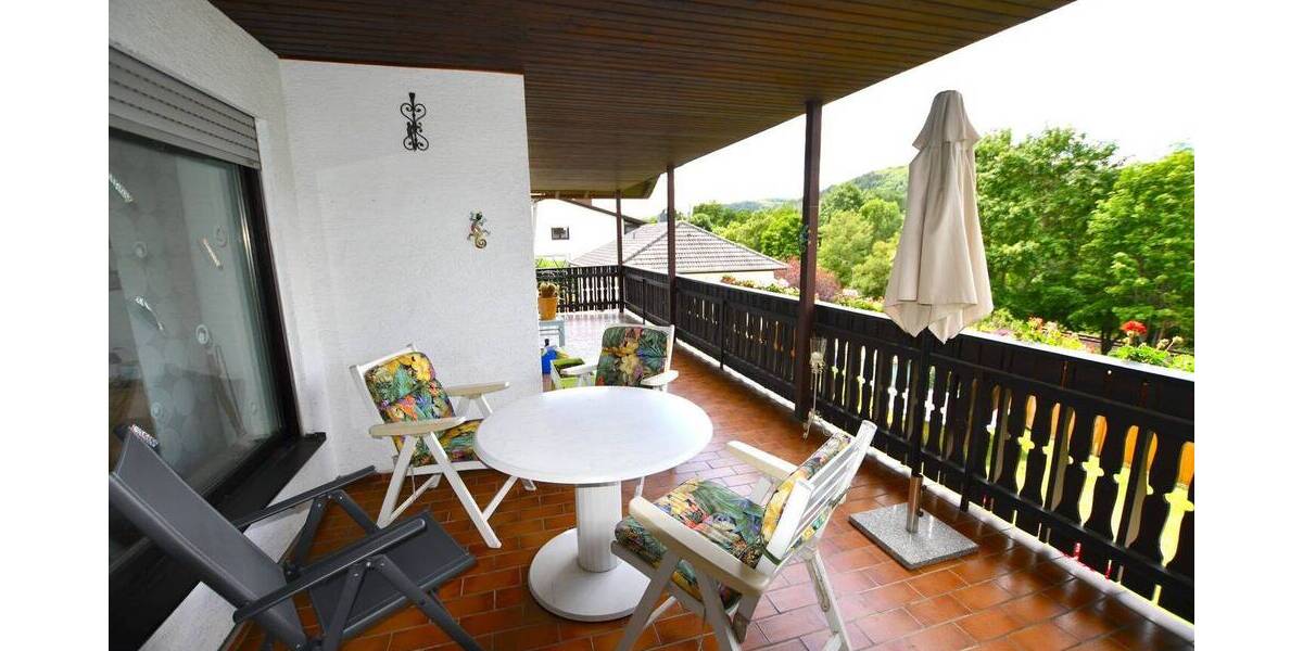 Einfamilienhaus Bad König - 7 Zimmer, 175 m&sup2;, 439.000&euro; | Angebot:26886865