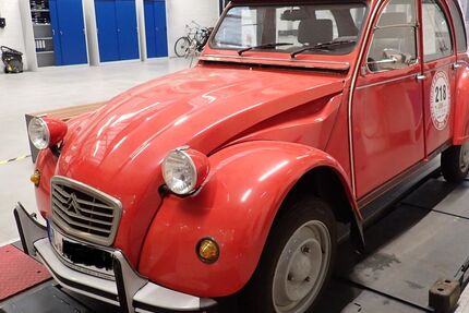 Citroen 2 CV 98.600 km 8.500 &euro; Hamburg 22041