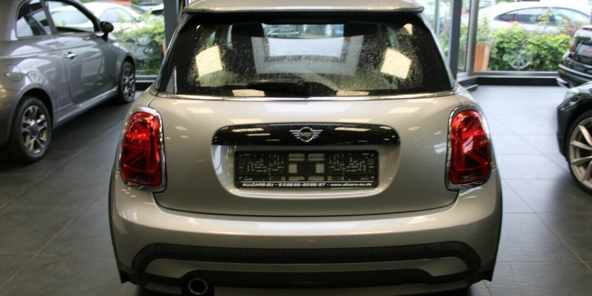 Mini Cooper Essential Trim - 8-Fach - 50.289 km 17.980 &euro; Euskirchen 53881