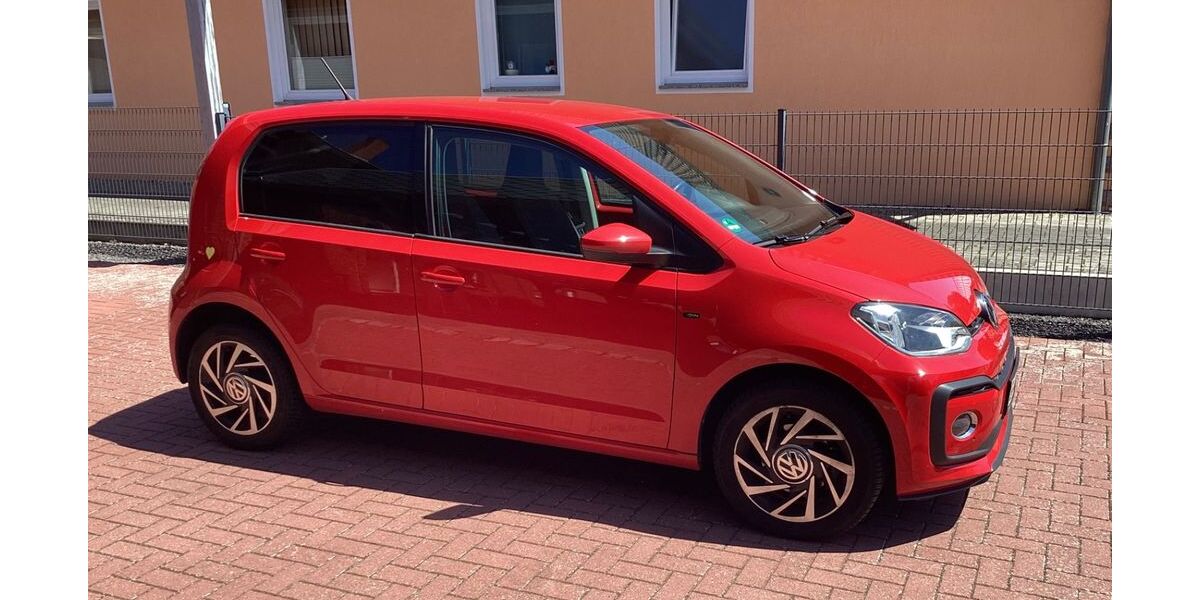 VW up! 118.000 km 6.800 &euro; Calberlah 38547