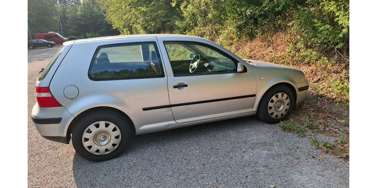VW Golf 198.400 km 600 &euro; Ellwangen 73479