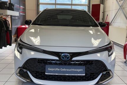 Toyota Corolla 4.937 km 33.990 &euro; Wittenberg 06886
