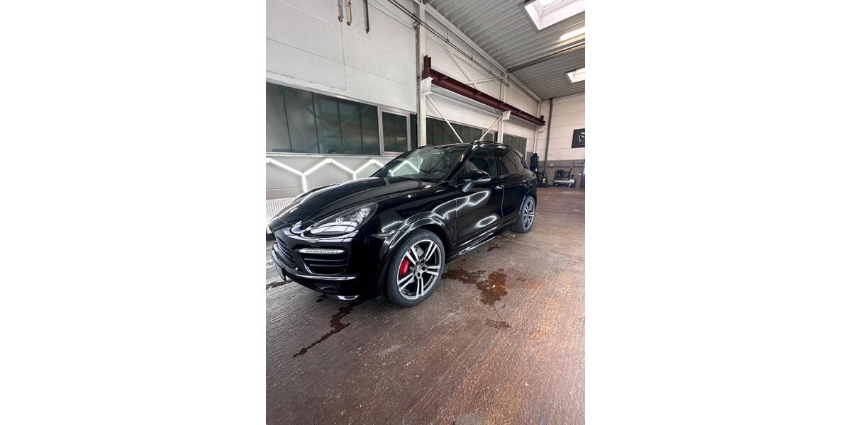 Porsche Cayenne 124.000 km 29.499 &euro; Kelkheim 65779