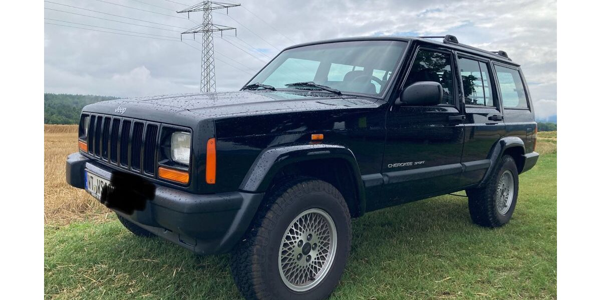 Jeep Cherokee 149.500 km 11.800 &euro; Wutöschingen 79793