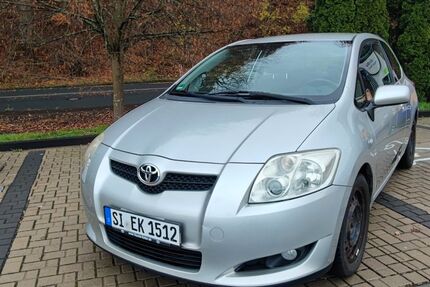 Toyota Auris 140.000 km 2.990 &euro; Mudersbach 57555