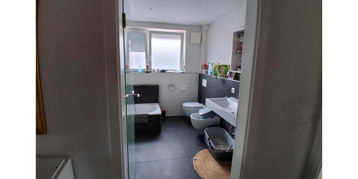 Maisonettenwohnung Waiblingen - 7 Zimmer, 170 m&sup2;, 2.490&euro; | Angebot:26310142