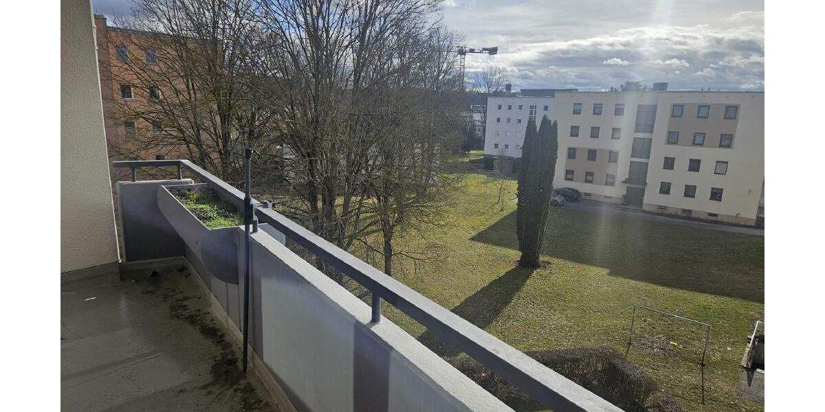 Etagenwohnung Vilsbiburg - 3 Zimmer, 79 m&sup2;, 800&euro; | Angebot:25165299