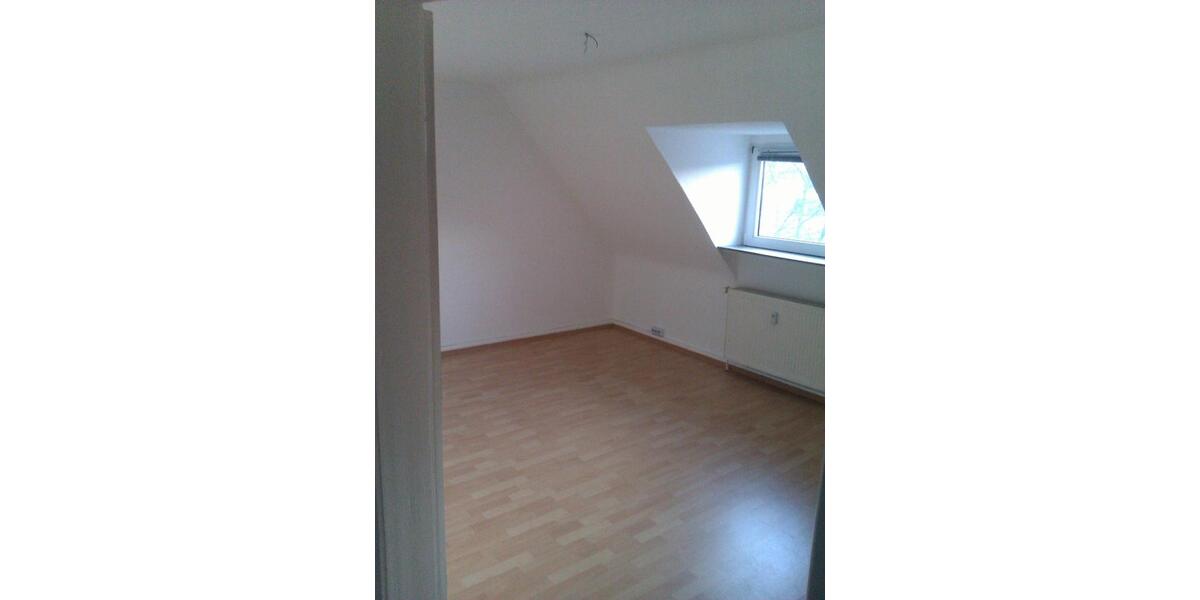 Dachgeschoßwohnung Witten - 4 Zimmer, 62 m&sup2;, 400&euro; | Angebot:25613716