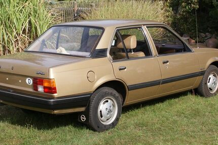 Opel Ascona 46.000 km 5.500 &euro; Niederau 01689