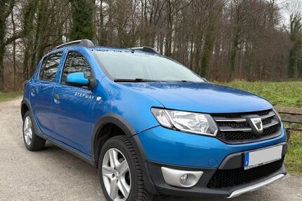 Dacia Sandero 66.150 km 8.400 &euro; Detmold 32758