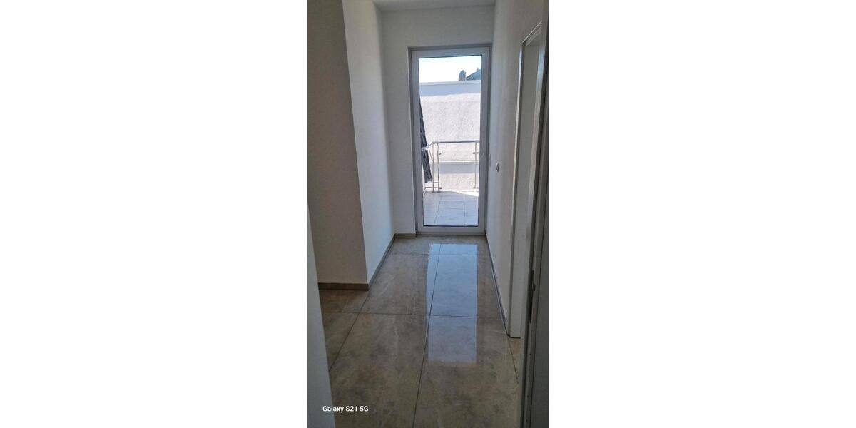 Dachgeschoßwohnung Wetzlar Hauserberg - 3 Zimmer, 90 m&sup2;, 1.350&euro; | Angebot:26395140